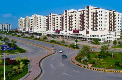 10 MARLA MAIN ROAD PLOT FOR SALE IN BLOCK A GULBERG ISLAMABAD.