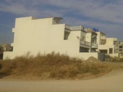 1 Kanal Street Corner Plot For Sale G-11/2 Main Golra Road islamabad
