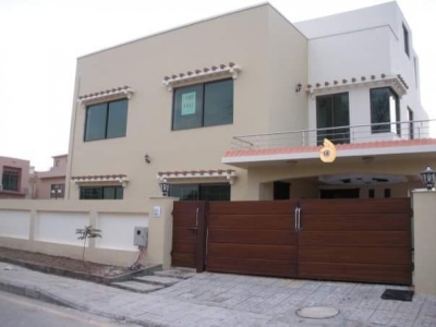 Brand New House Available For Sale in Sowan Garden Islamabad