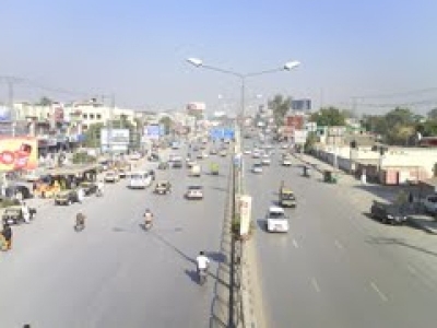 17 Marla Hotel For sale Faizabad Very Prime Location.