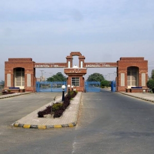 7.25 Marla Commercial Plot for Sale in IEP Town Lahore