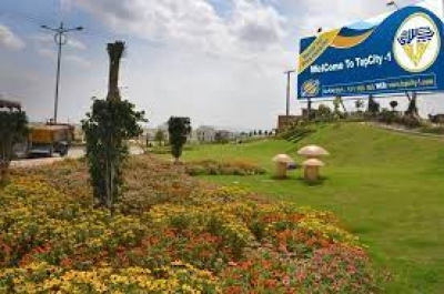  13 Kanal Commercial High Rise Building Plot For  sale in  Top City Society Islamabad 
