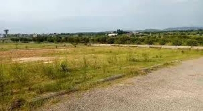 Block V  7 Marla  Plot for sale in Gulberg Islamabad, 