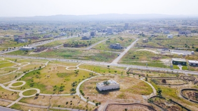 7 Marla Ideal Location Residential Plot For Sale In Multi Garden B-17  Islamabad