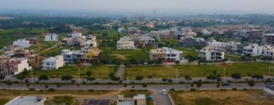 7 MARLA BEST PLOT FOR SALE IN BLOCK R GULBERG RESIDENCIA ISLAMABAD.