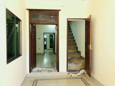 10 Marla Brand New House For Sale